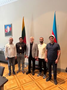 media-a8feb845-bf3b-4f2e-8c51-76d40f770e46