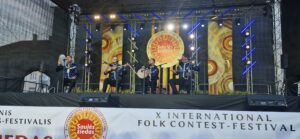 media-c130cb16-b527-464f-ae73-262650f82dd6