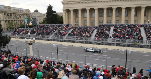 media-31289-bulvar-grandstand-azerbaijan-grand-prix-e41f79c6b5b336975683d834c7bb48cb