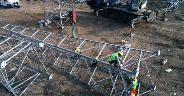 media-nwp7fx4r51zjhl9xzpl7wmbnscryrfgtoynxalgi_825