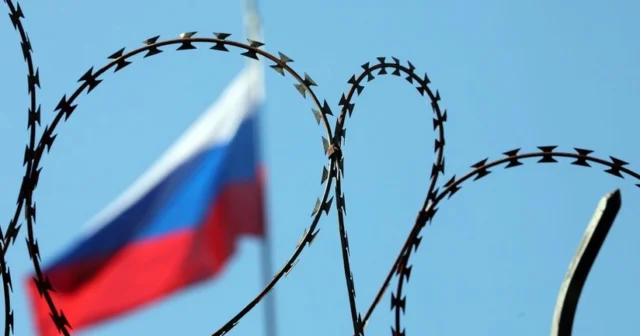 media-12a8c6b8-5dc5-3641-b530-853db4d4d694_825