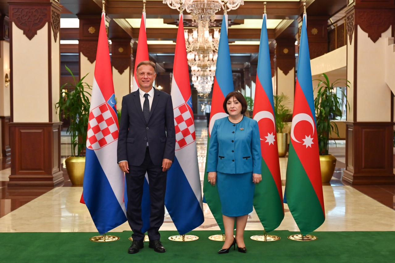 media-1759928930_whatsapp-image-2025-10-08-at-17-06-40-1