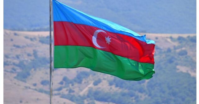 media-azerbaycan-bayragi