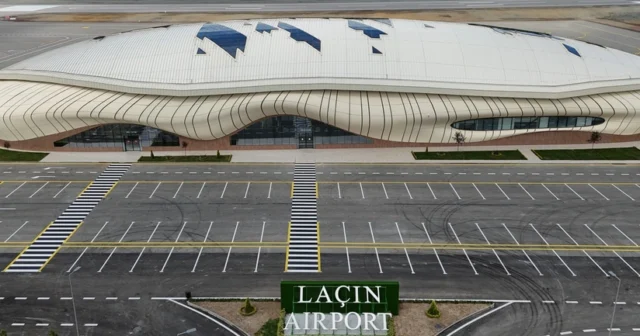 media-ohcdcxpy7dv1f1v1k5za1uq9uvabzl2zt5thkpn2_825