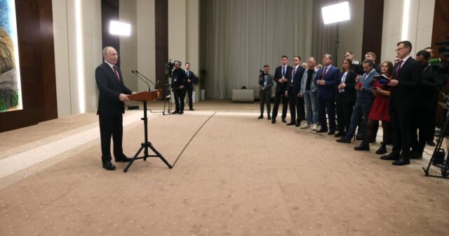 media-0t9a9825jpg_f15_a9f