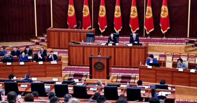 media-1759210594vi0w6_1000x768