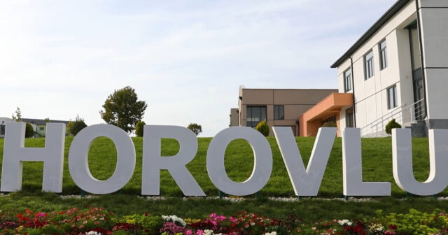 media-17642353221149625990_1200x630