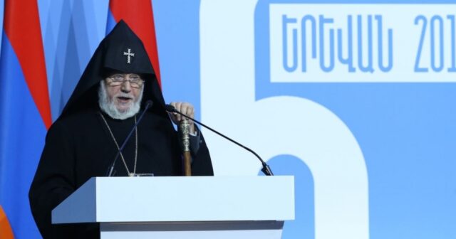 media-8635b5fd160379860589219620410248585