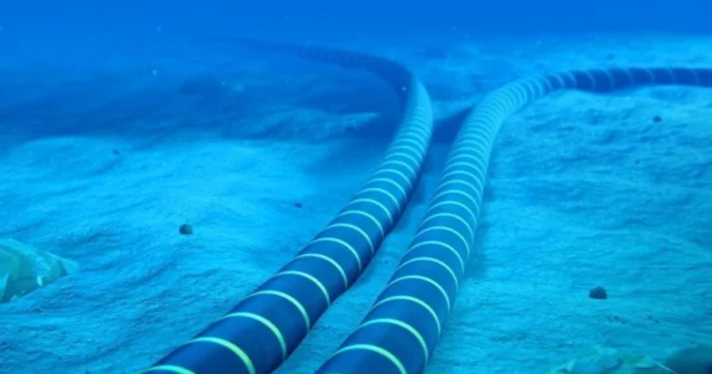 media-xkpk6k8doagawqfpe2afe1qh6226vjhx1c2mhyzw_825