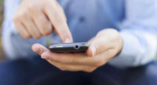 media-smartphone_100815