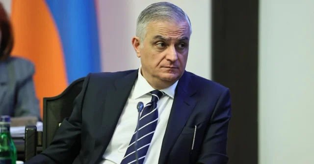 media-wijdlbvxbyslr0ab1lcyg8ivufiwnikdfsv4vogd_825