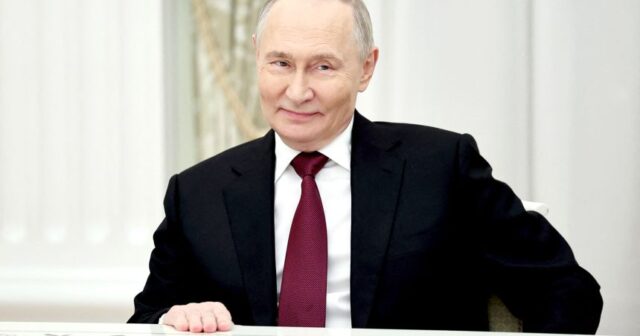 media-1764826458_2025-12-02t171119z-389173798-rc2h8iaahpg9-rtrmadp-3-ukraine-crisis-putin-witkoff