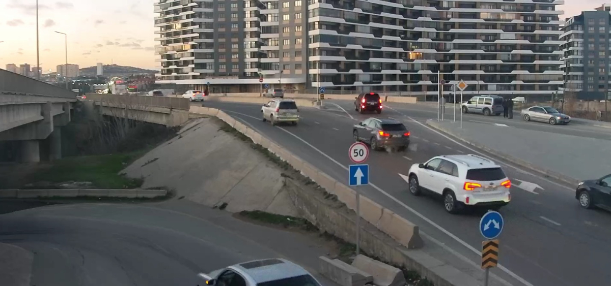 media-1767104385319984602_1200x630