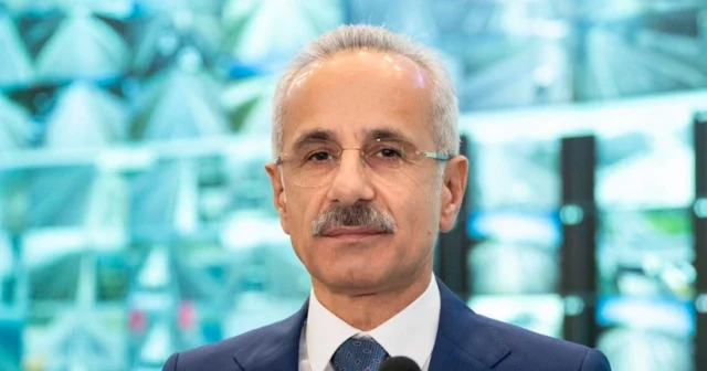 media-229f84ce-804b-3e38-ba52-4302ac3c7bd6_825