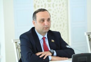 media-4649ec28-9961-462d-8642-125fff8bec07