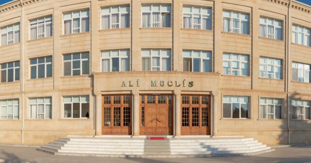 media-a7024be7-1c61-45ef-9200-5e1a8859d322