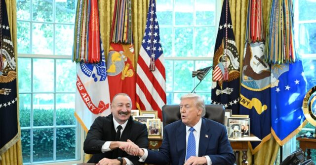 media-eliyev-tramp-0