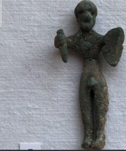 media-photo_5357200957453832629_y