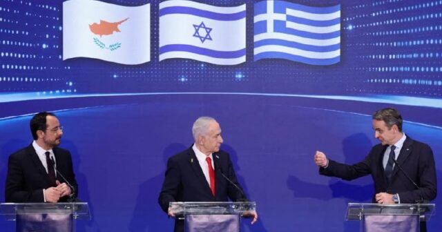 media-photo_5359452757267516213_x