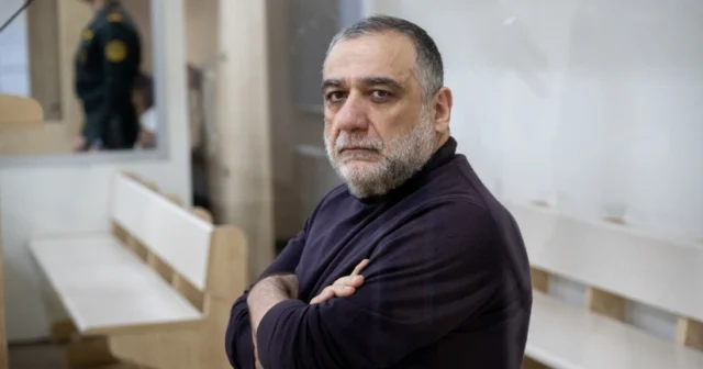 media-sgogpn9sqjxx85sdribxi8zd9ip0hxue6exquslr_825