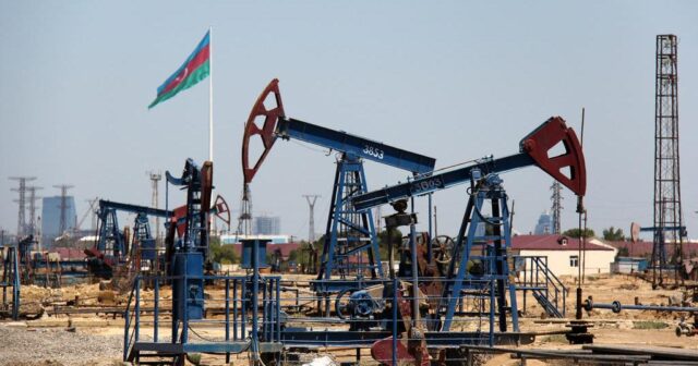 media-1644386747_1639804894_axz