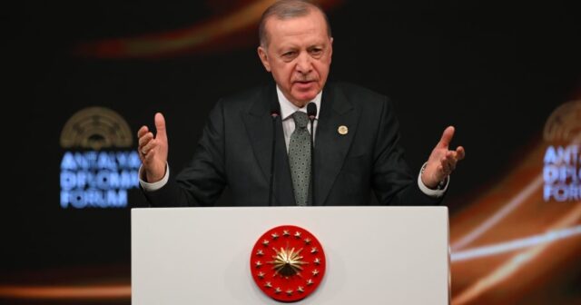 media-aa-20250411-37602558-37602557-antalya_diplomasi_forumu_2025-900x585