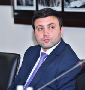 media-e068ceae-c338-4693-8063-0d5fd45522a2