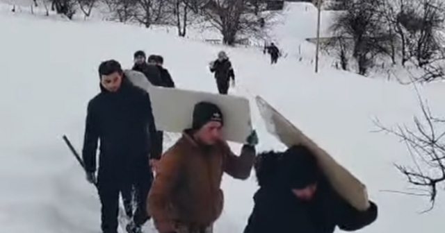 media-eab5516d-4ad7-4048-8519-53eda5030f8f