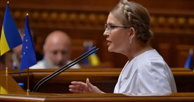 media-obviniha-ulia-timoshenko-v-podkup-na-deputati-ot-radata-pretarsvat-ofisa-na-partiata-i-batkivshtina-1