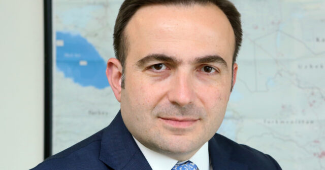 media-1771522625_fotojet-19