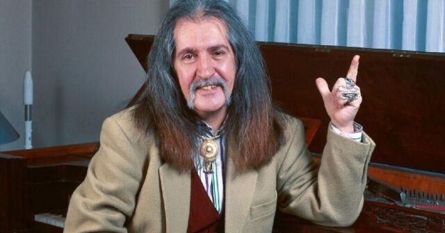 media-63edce67-de29-4bd4-a905-90db40ae22e8