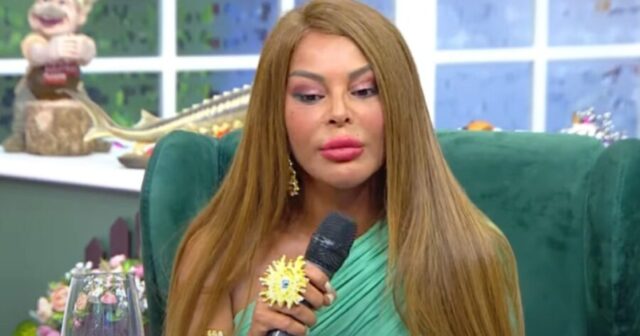 media-aygun-kazimova-1242-900x562