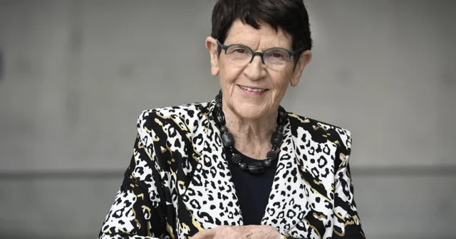 media-rita_sussmuth_im_bundestag-jpg