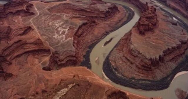 media-photo_5221987690394358381_x