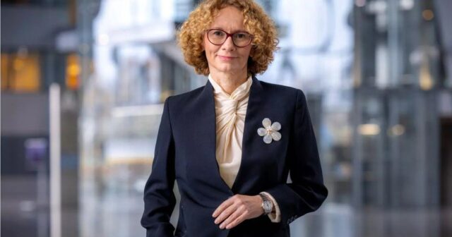 media-photo_5231058416510374493_y