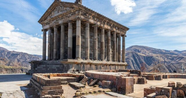 media-photo_5233557262842926006_w