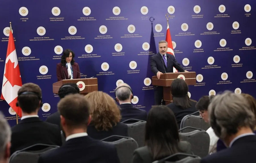 media-0x0-turkiye-iran-krizi-icin-devrede-bakan-fidan-bolge-ulkelerini-ziyaret-edecegim-1773770048043