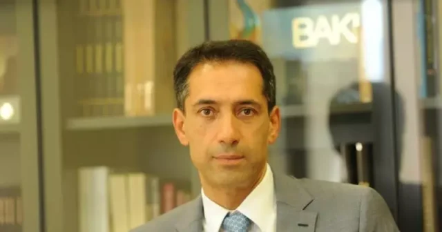 media-b390c284027ed8d