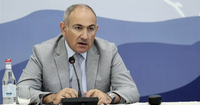 media-media-pasinyan-9grj4z