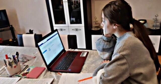 media-1746600559_distant