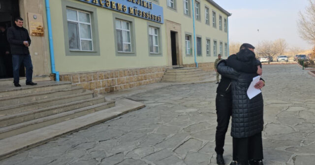 media-1777289755304889161_1200x630