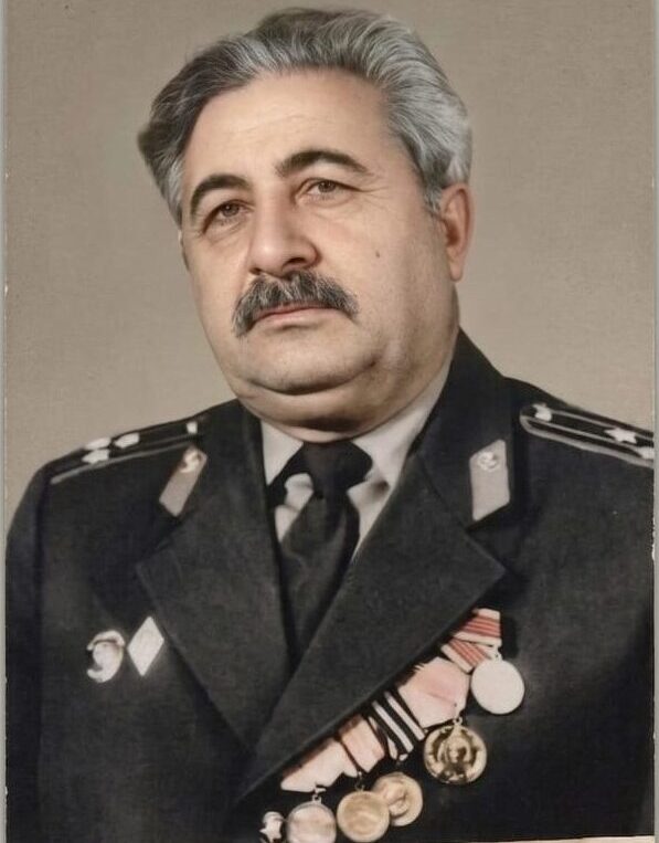 media-9c8f6640-b925-4570-81f9-262af3d01aff