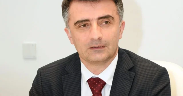 media-so8g4m80lyr0pauznke6pnmr7p25vsmy7vphajqy_1200