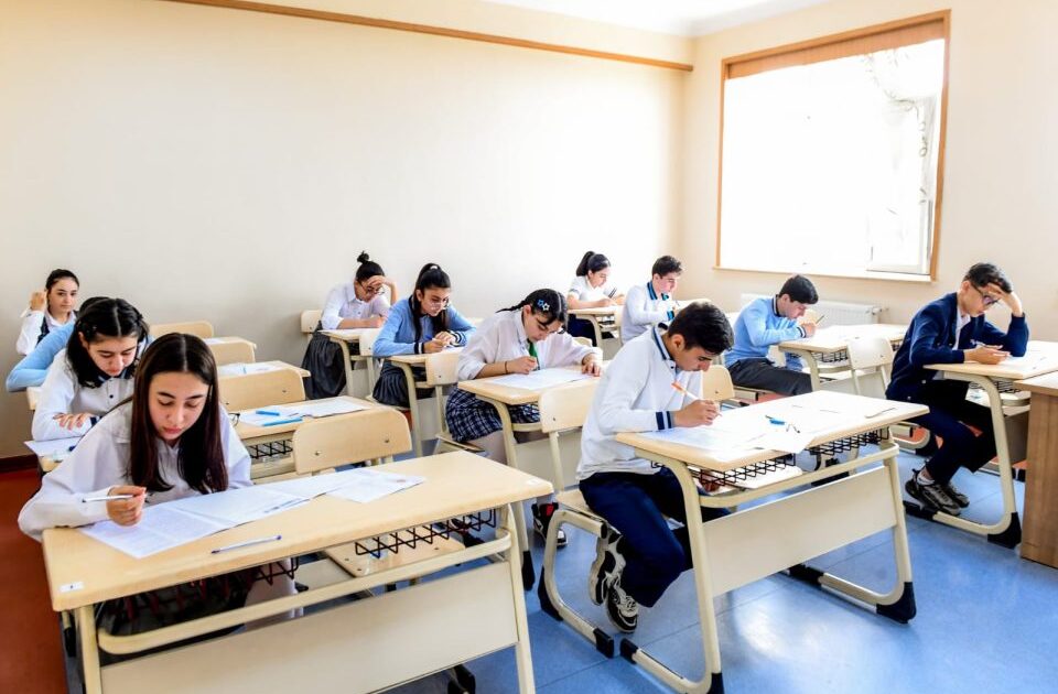 media-media-imtahan-ei8cuq-960x640