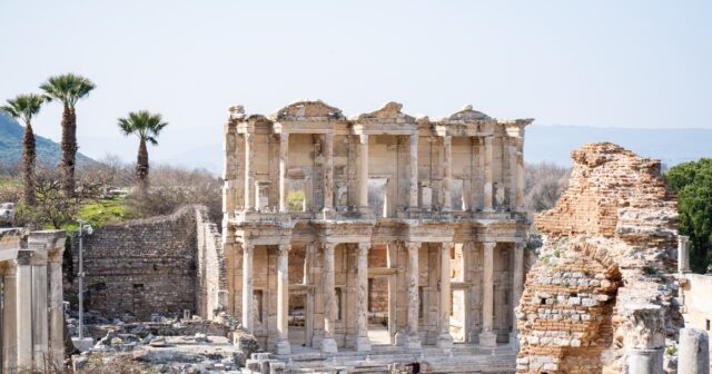 media-photo_5384405026903626544_w