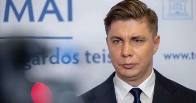 media-8381b1e9-d2c0-4ee6-b9d6-87b0ebe9d970