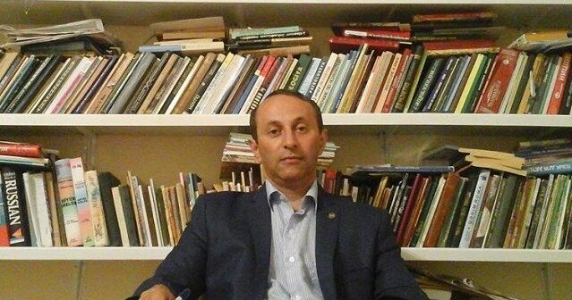 media-zaur-ustac