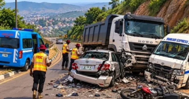 media-1791094992_nigerian-road-safety-corps-reports-20-dead-in-multi-vehicle-highway-collision-860x448