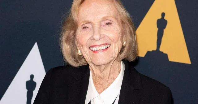 media-how-eva-marie-saint-is-celebrating-her-100th-birthday-v0-f2zp0jzfppybqp0ycr1lojq0-x4d68qjyytwtp7ujae