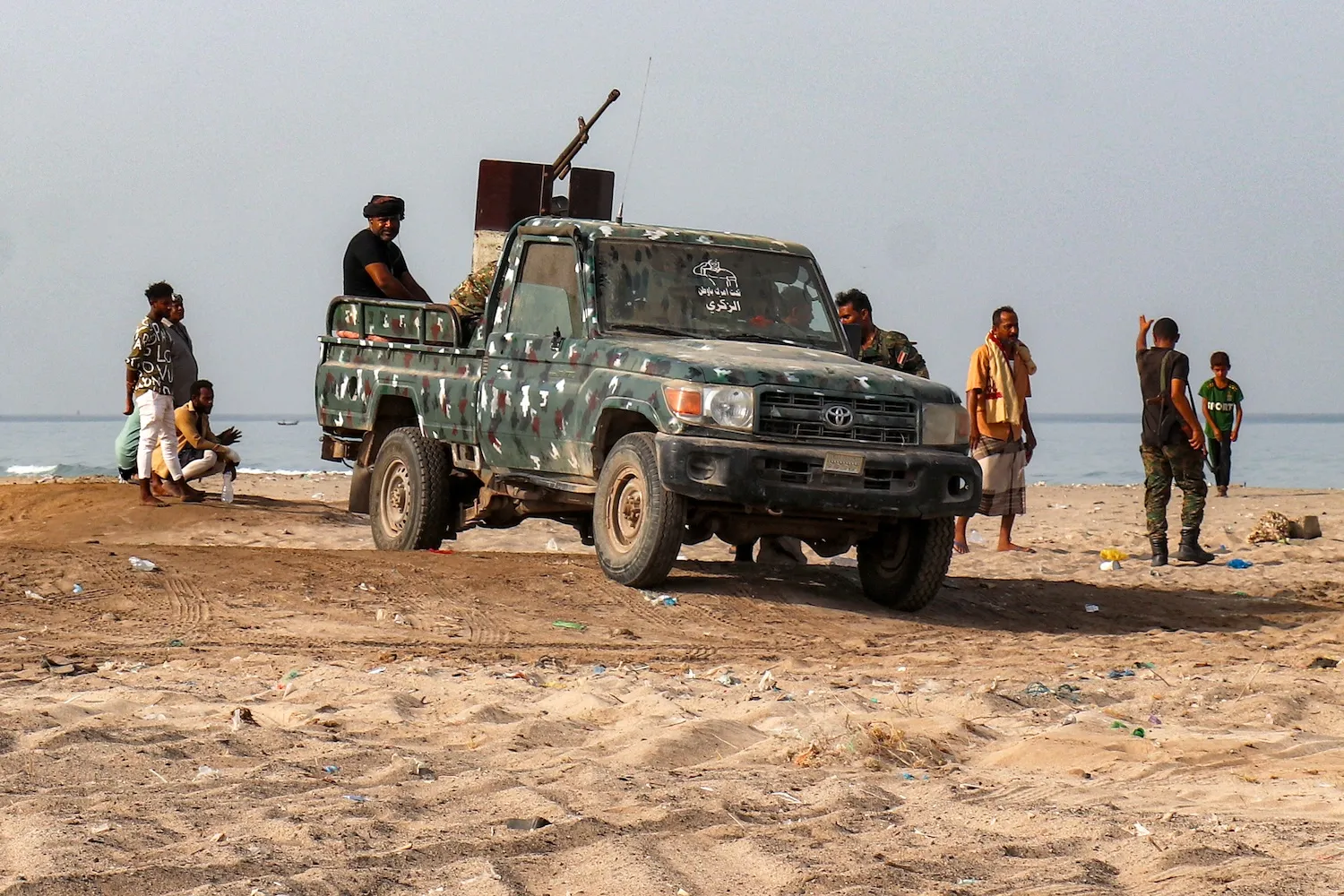 media-yemen-houthis-sanaa-saudi-arabia-red-sea-hormuz-iran-2286281234
